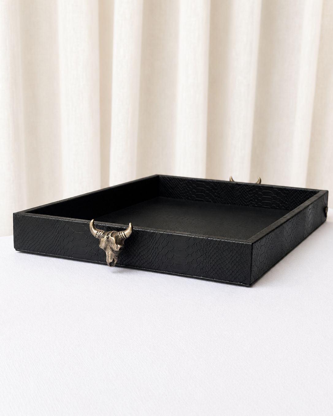 Charola Ortiga Rectangular Toro Negro