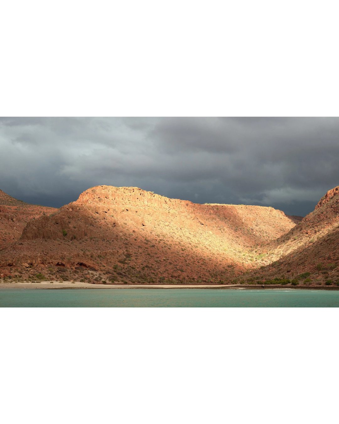 Colores de la Ensenada (Horizontal)