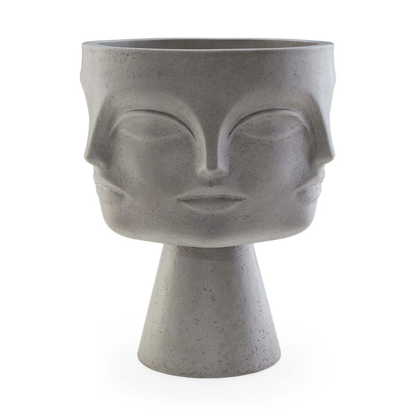 DORA MAAR PLANTER