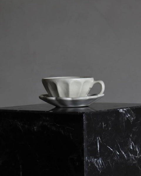 Set Taza y Platito Amapola Crudo